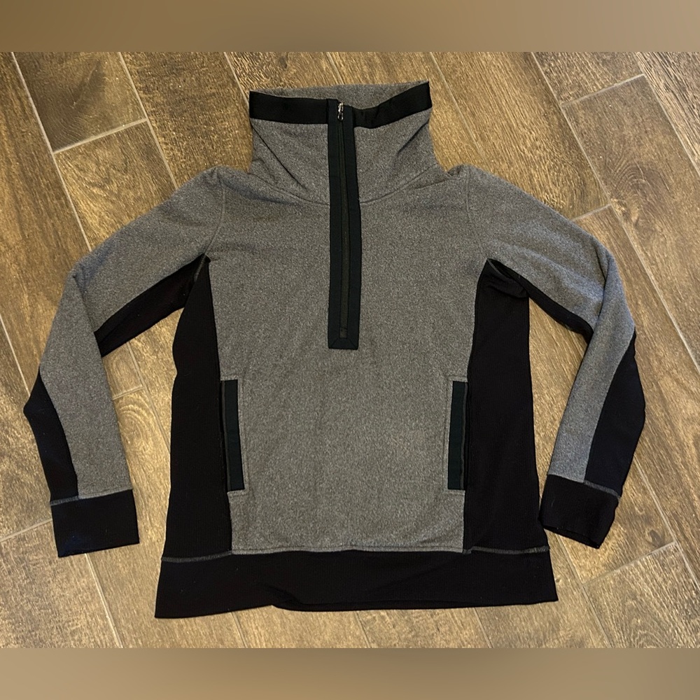 Lululemon post chaturanga 1/2 zip pullover - womens 10